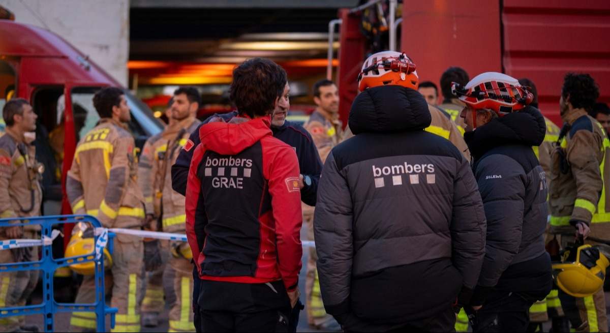 Imagen de archivo de varios bomberos de la Generalitat de Catalunya.