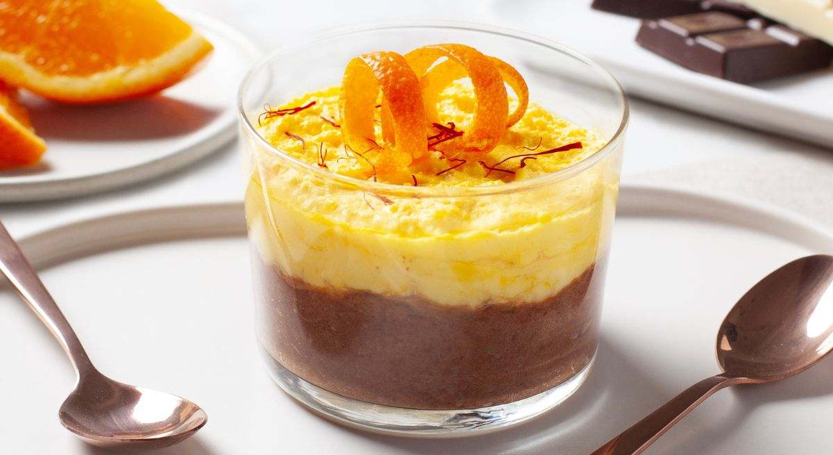 Mousse de chocolate bicolor