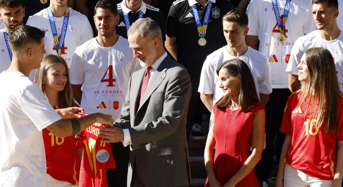 Letizia Eurocopa Look 