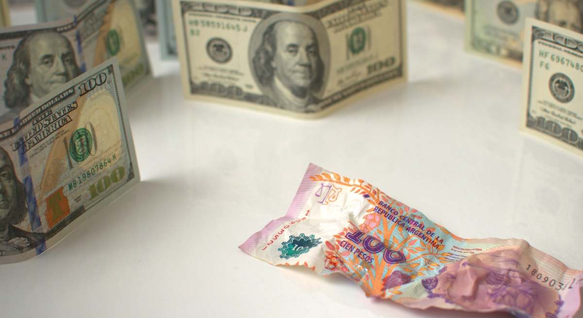argentina-dolar-dolarizacion-dreamstime-1200x655.jpg