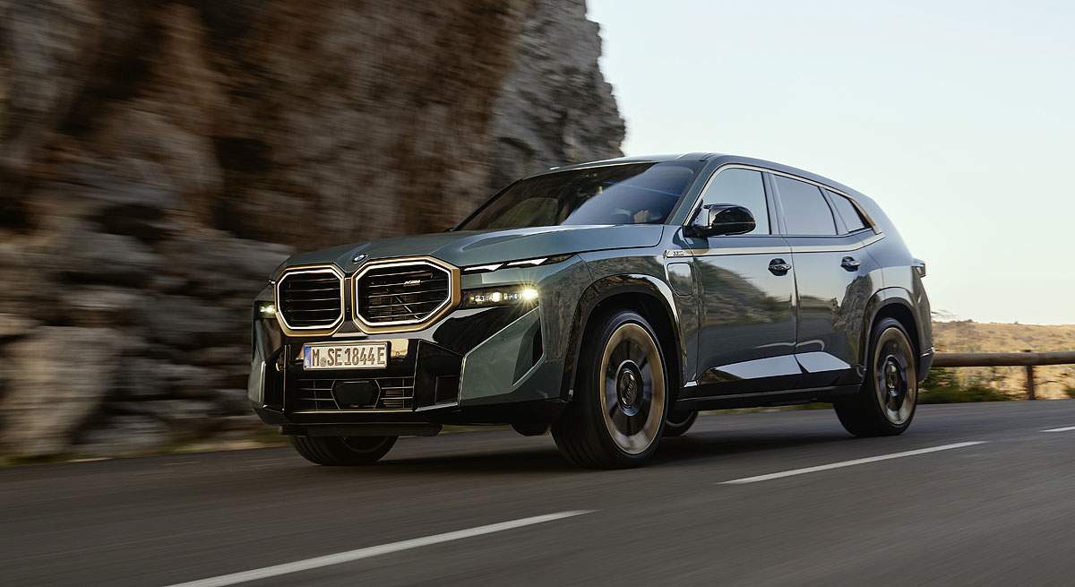 BMW-XM_01.jpg