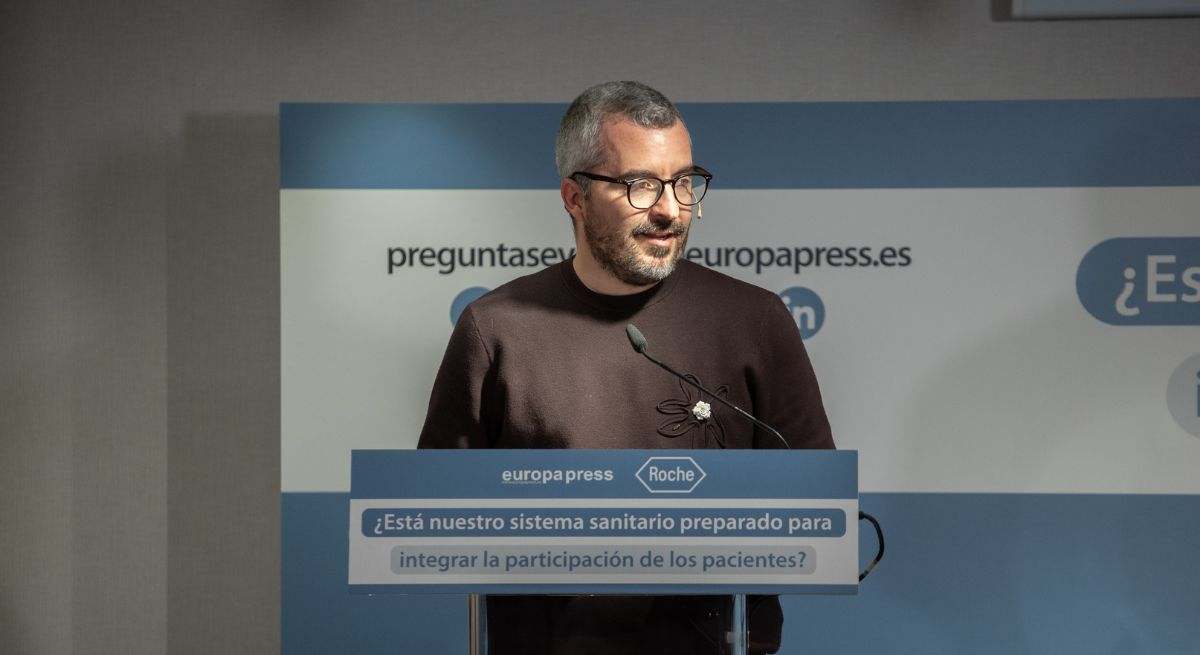 Javier Padilla apuesta por institucionalizar la participación de los pacientes en el SNS sin que pierdan su independencia