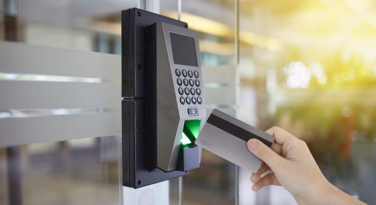 1200-x-655-control-del-horario-de-trabajo-Istock.jpg