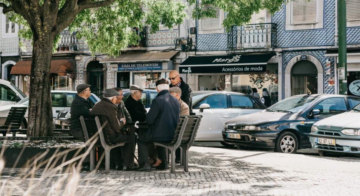 pensionistas-portugal-istock.jpg