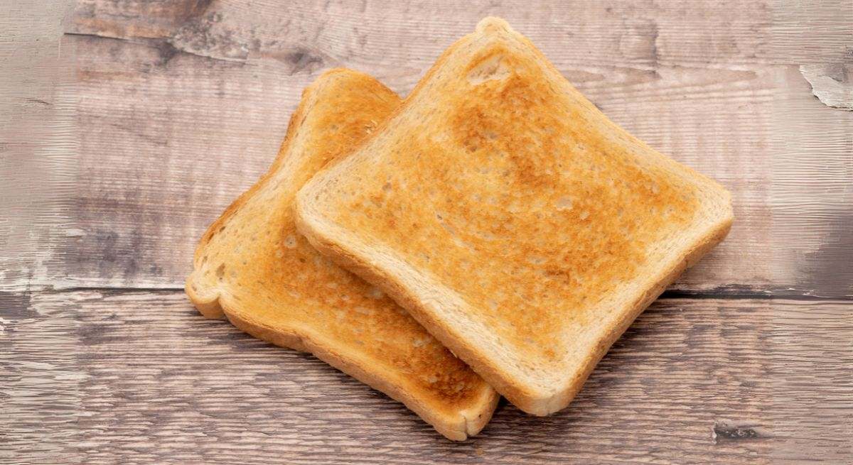 Comer pan tostado todos los días tiene estas consecuencias en el colesterol, azúcar en sangre y presión arterial