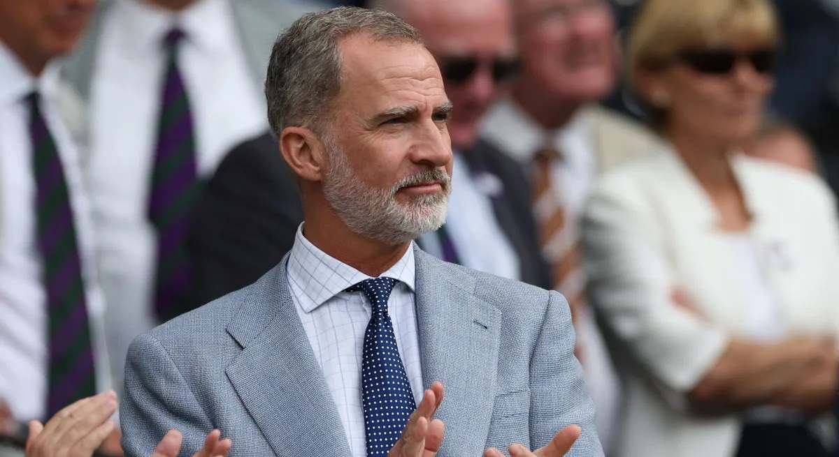 felipe-vi-traje-1200.jpg