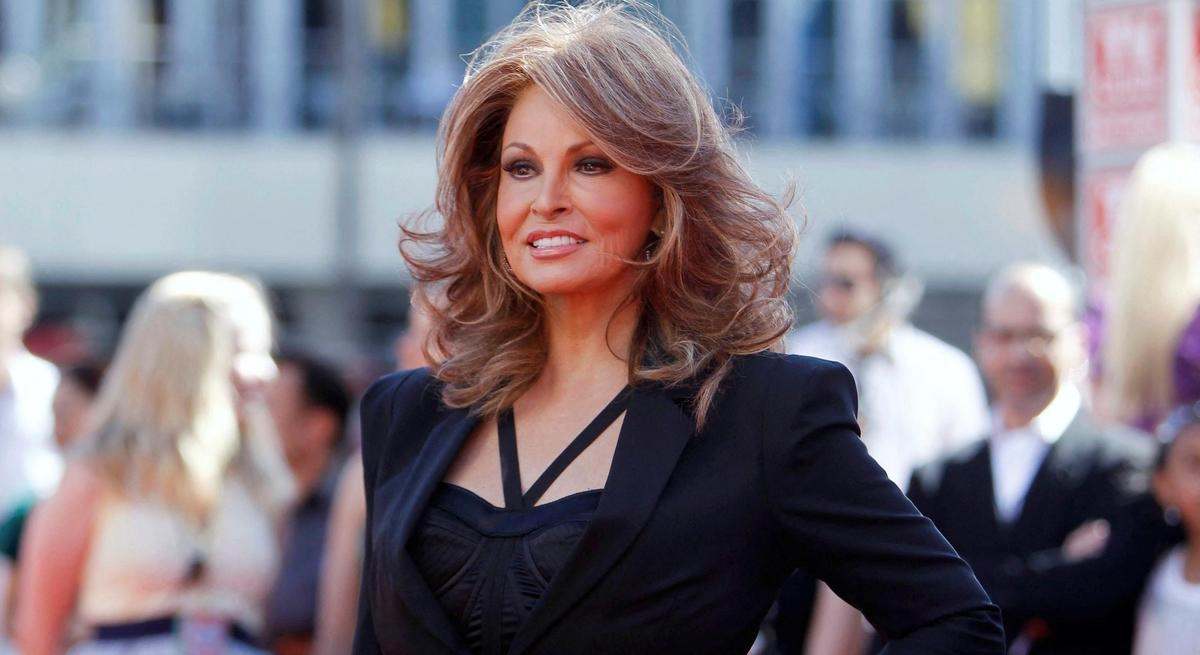 raquel-welch-1200.jpg
