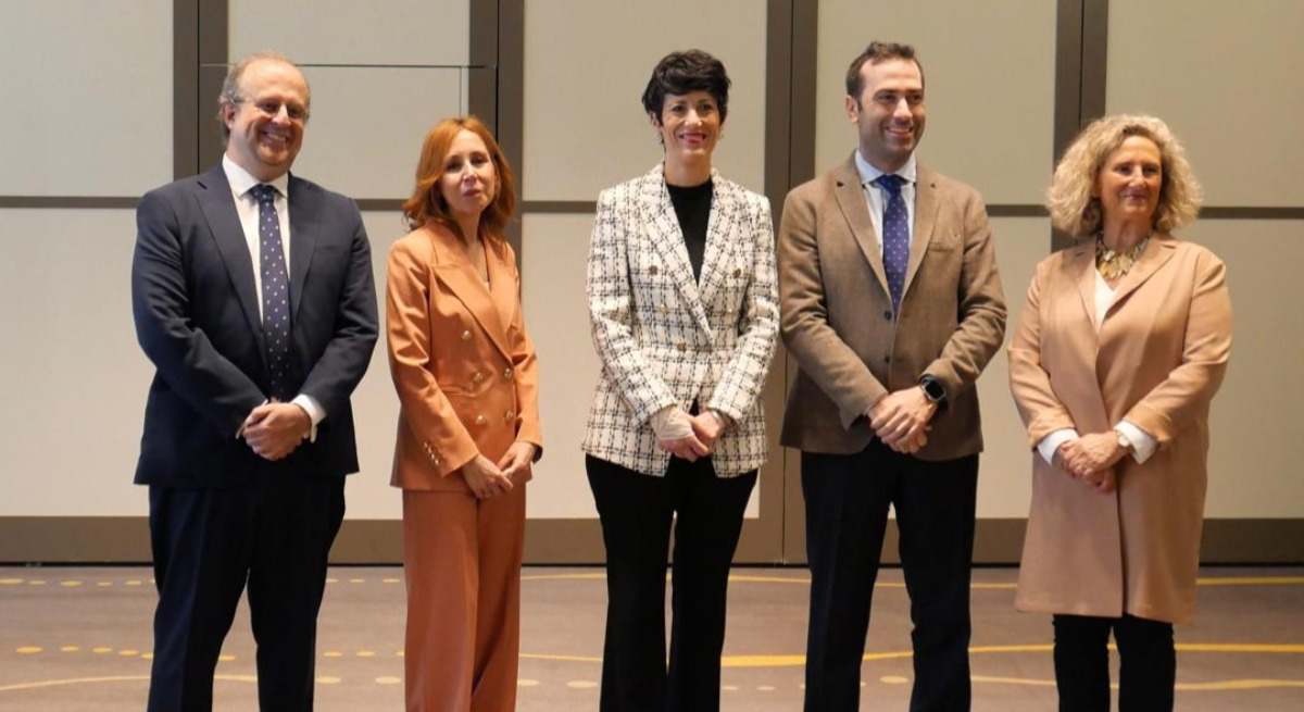 Elma Saiz y Carlos Cuerpo