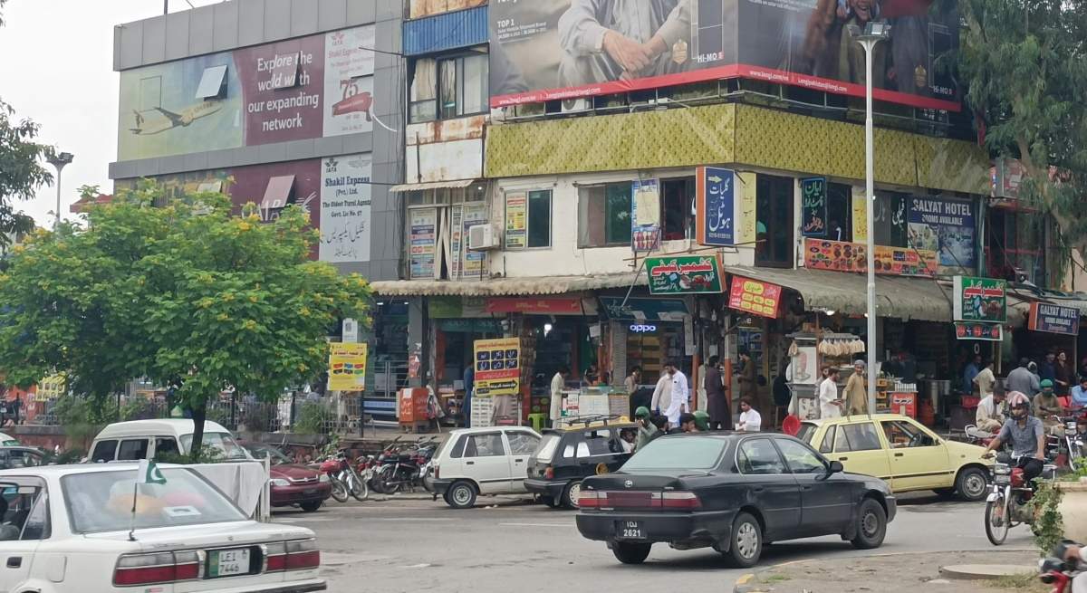islamabad-pakistan-calle-dreamstime.jpg
