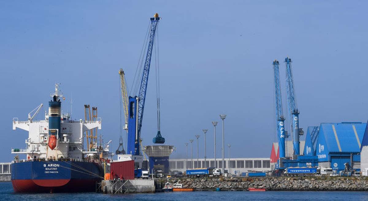 Balance exportaciones e importaciones en la comunidad gallega.