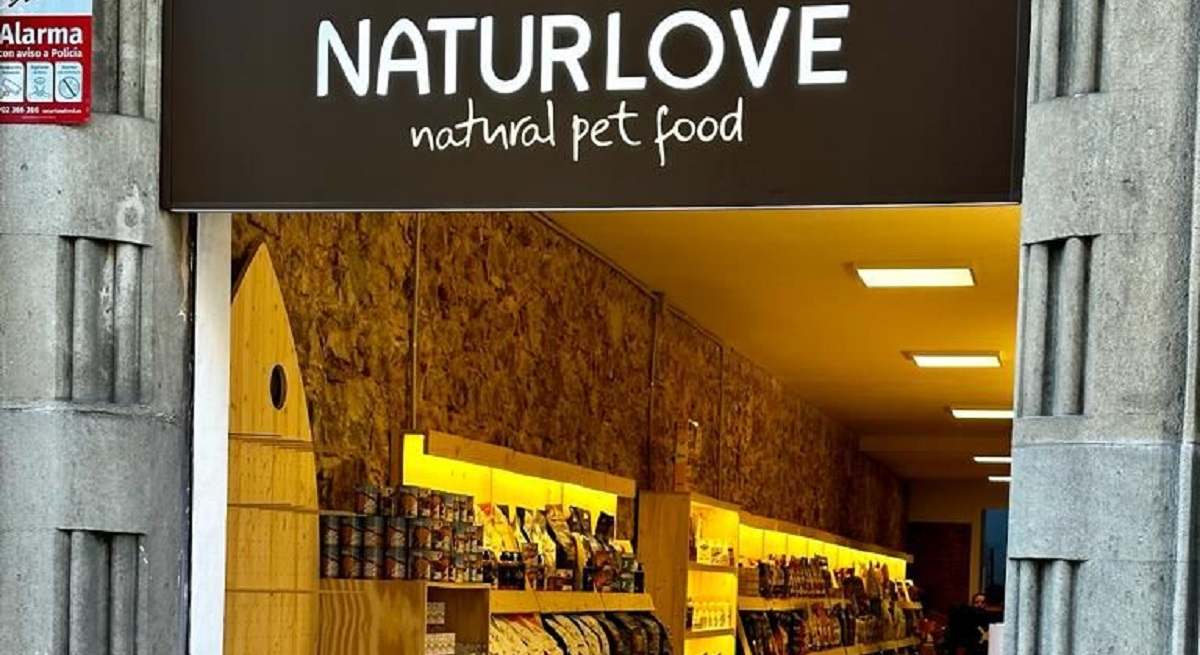 Tienda de Naturlove Petfood en Barcelona
