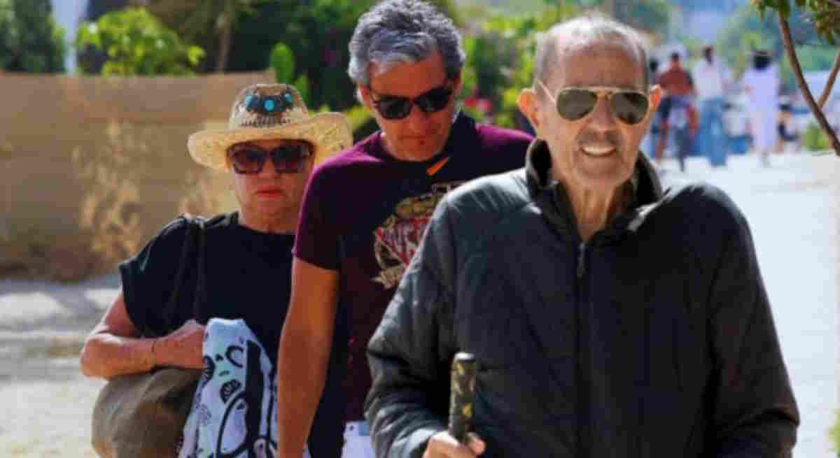 Mayte Zaldívar y sus dos hombres