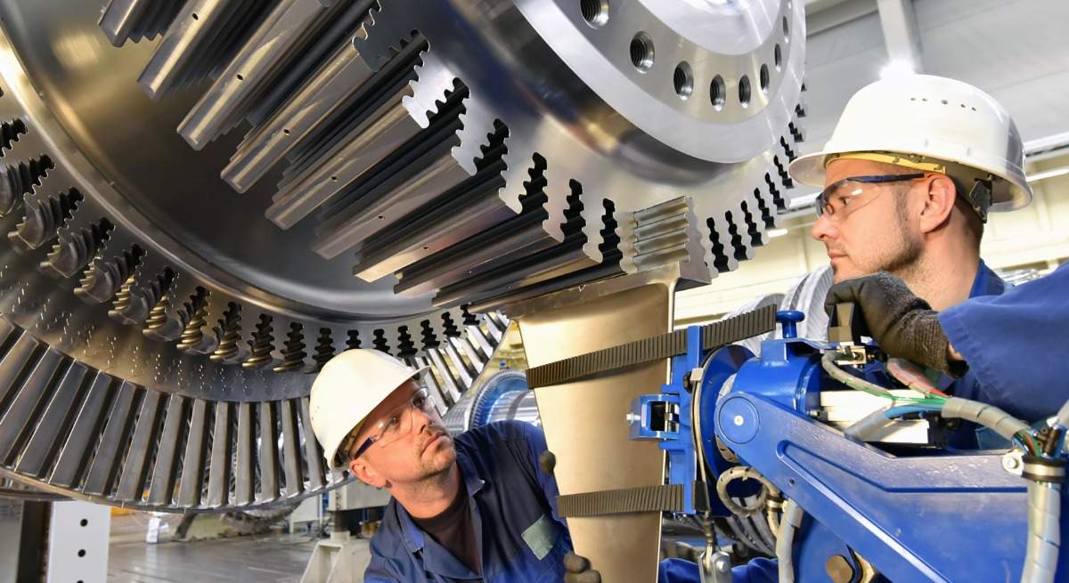 montaje-turbina-alemania-istock.jpg