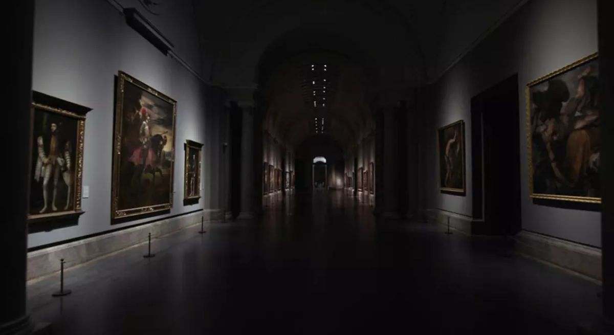 El Prado de noche