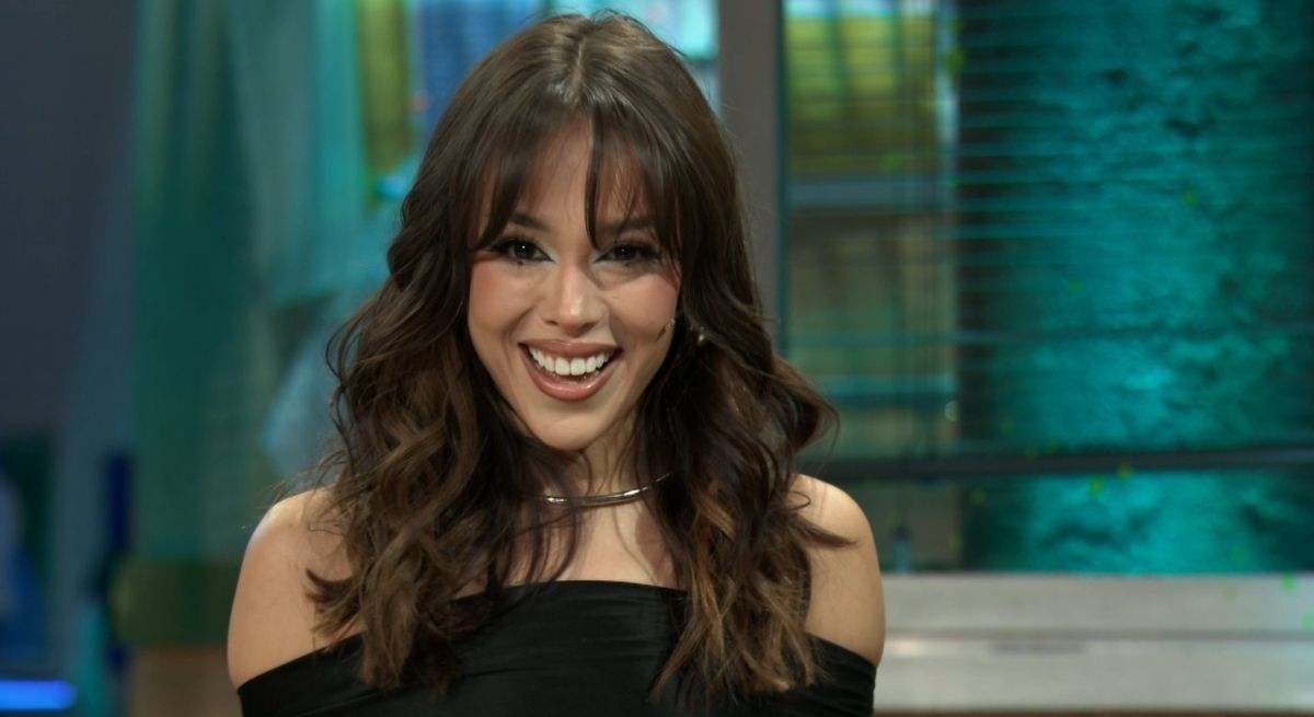 Danna paola en el plató de david broncano