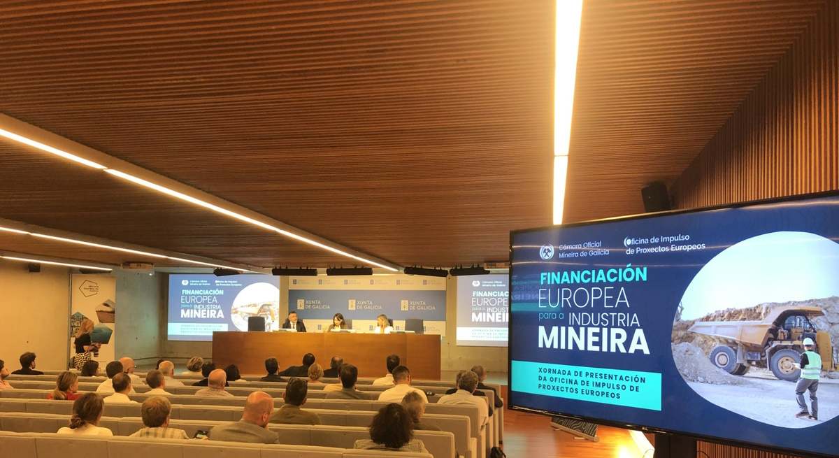 CAMARA OFICIAL MINERA