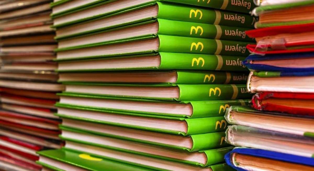 Libros de texto.