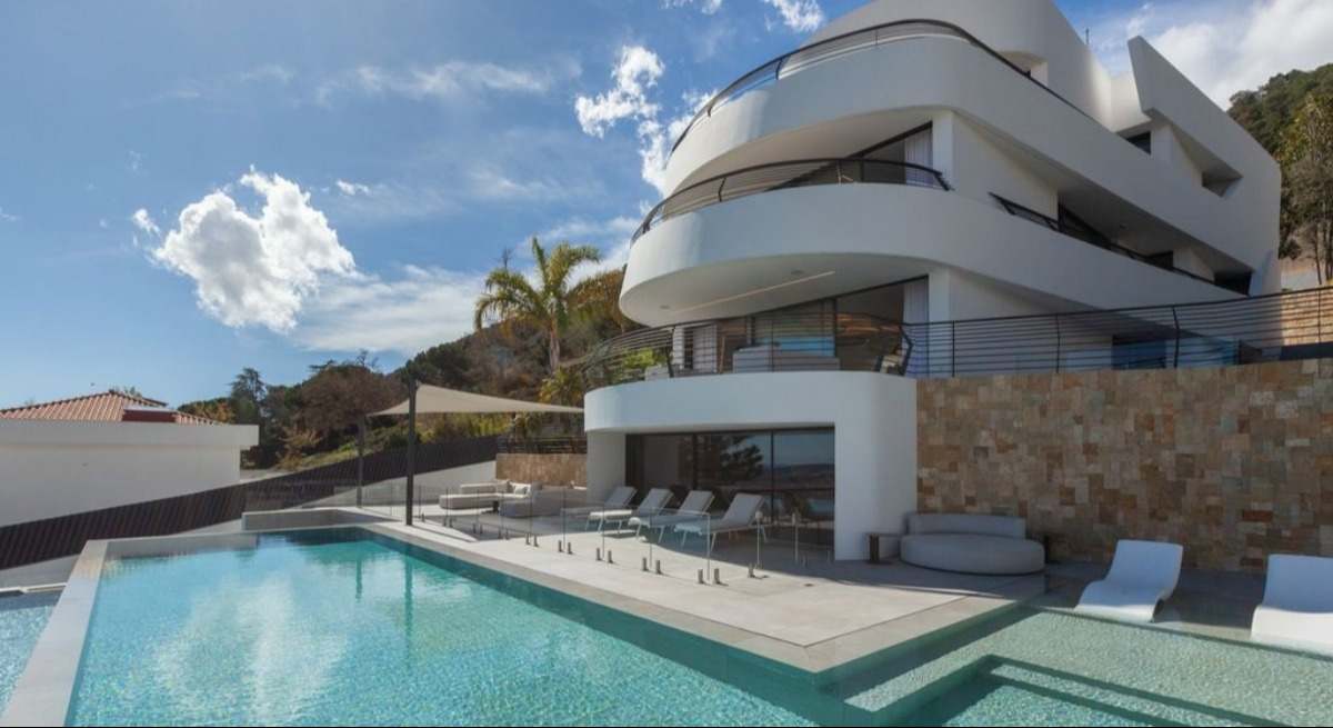 Villa de lujo con piscina
