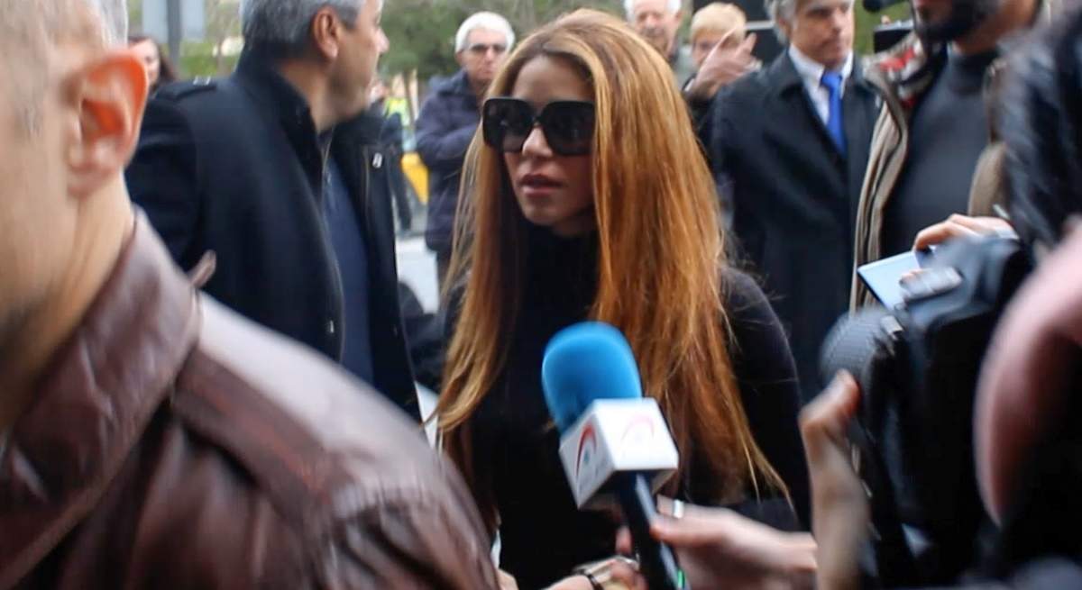 shakira-1200.jpg