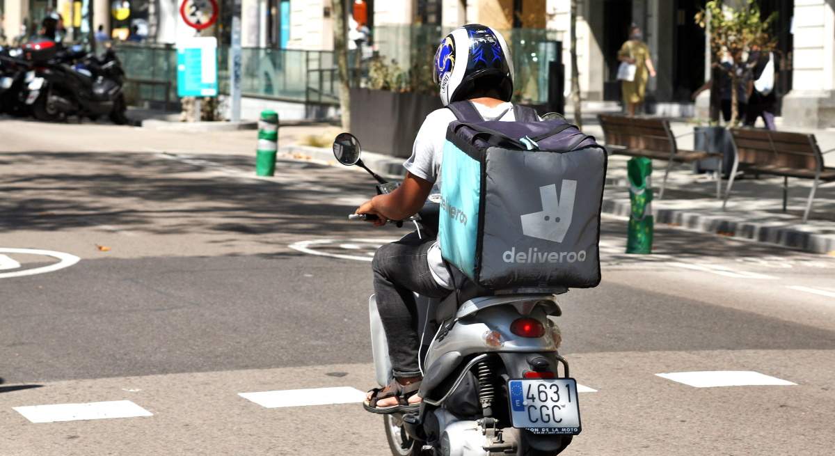 deliveroo-repartidor-LUIS-MORENO.jpg