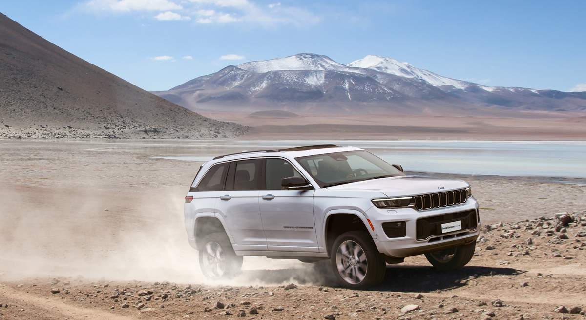 Jeep-Grand-Cherokee-4xe_1.jpg