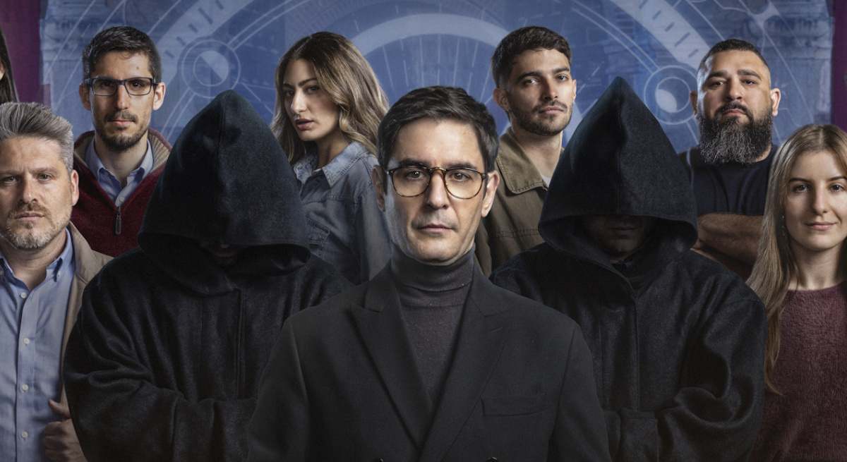traitors-critica
