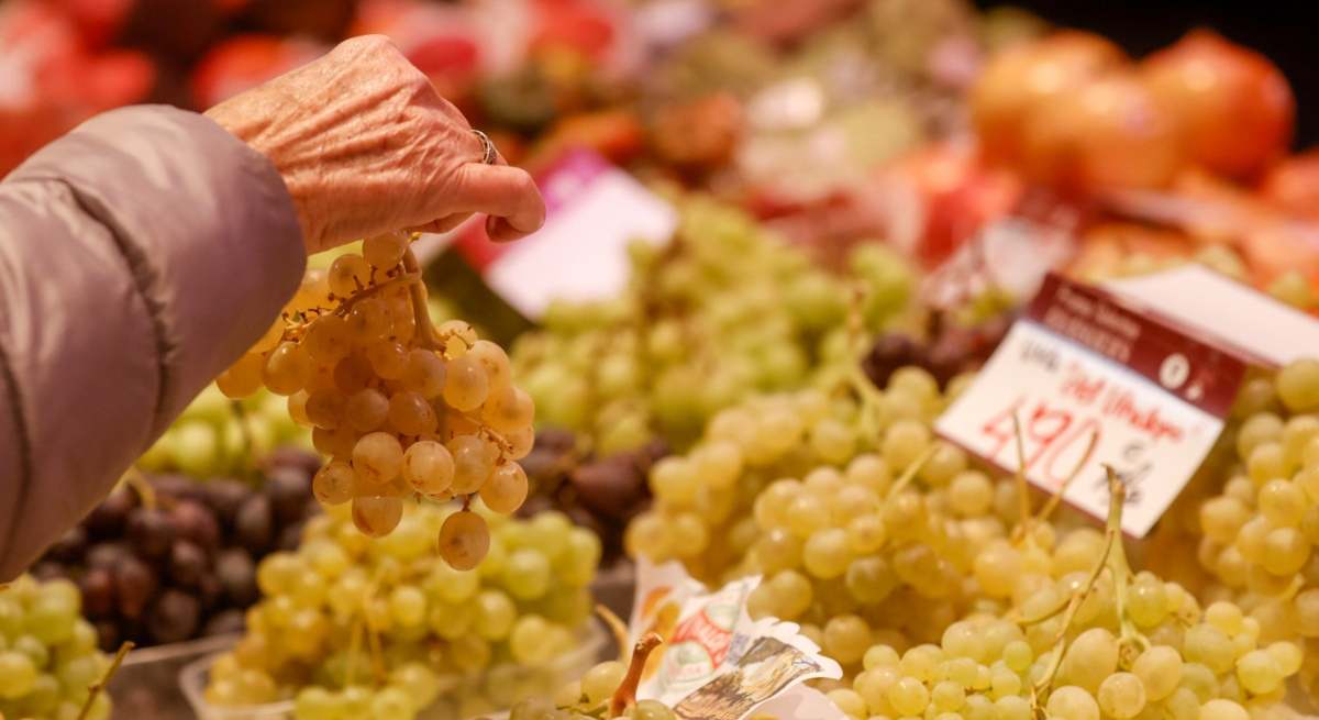 Uvas en un comercio / Europa Press