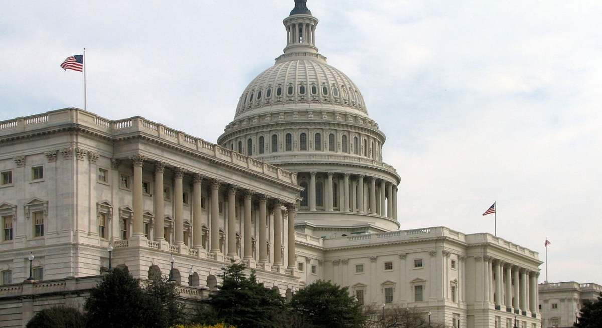 El Senado de EEUU, junto al Capitolio / EP