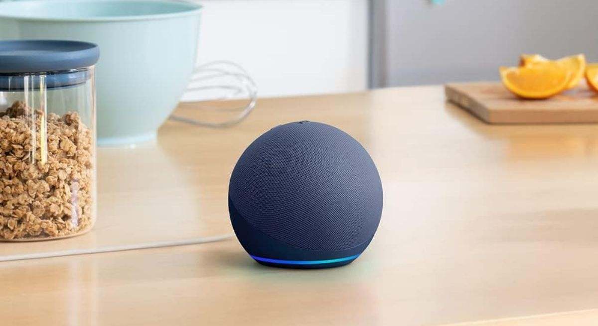 Altavoz inteligente Echo Dot (5ª generación) de Amazon
