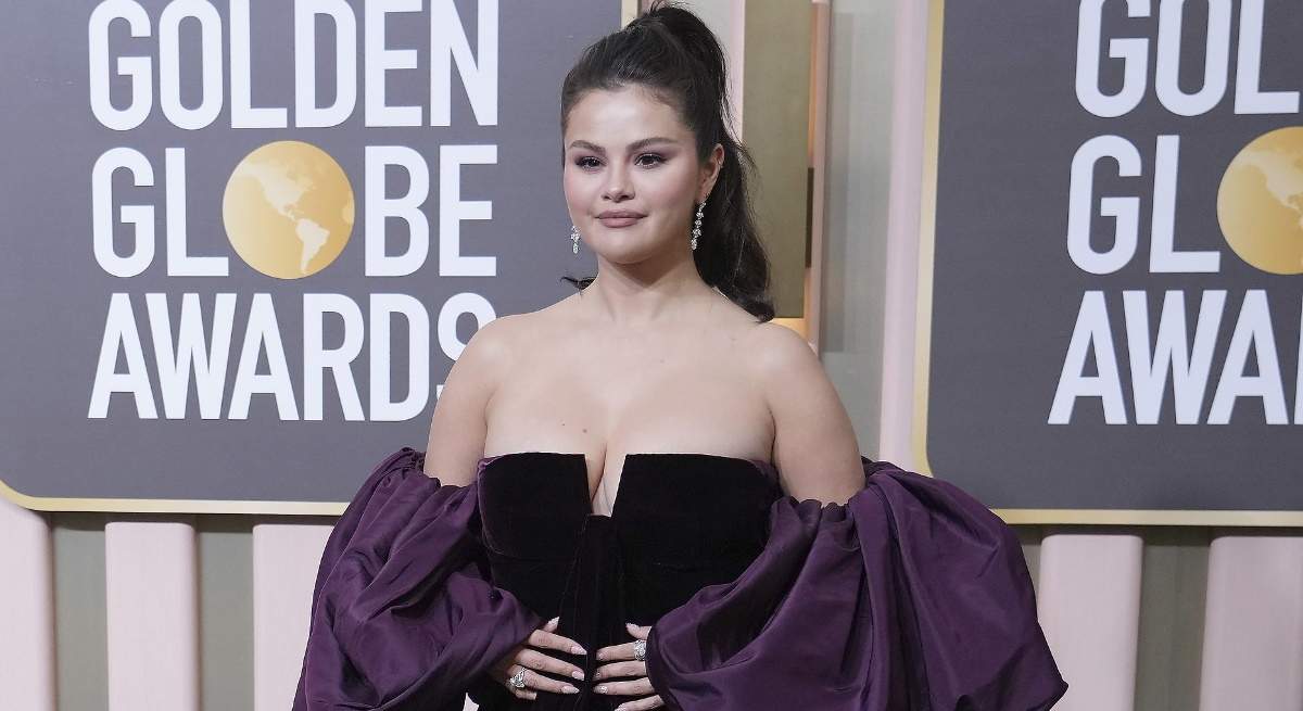selena-1200.jpg