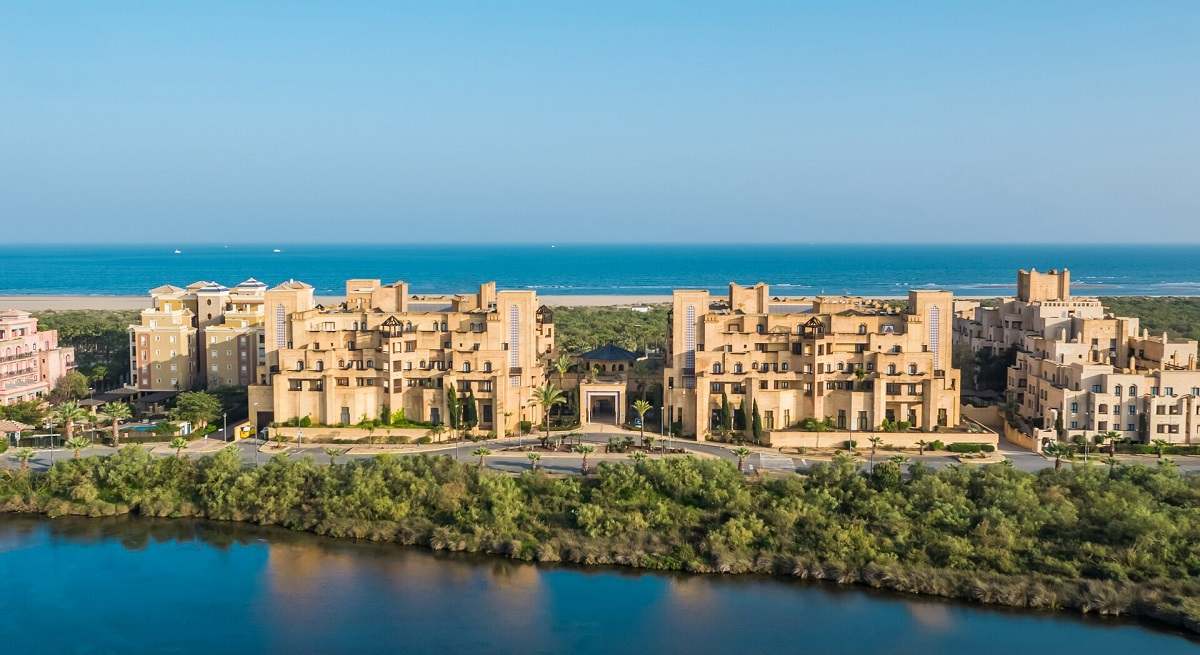 Hotel-Isla-Canela.jpg