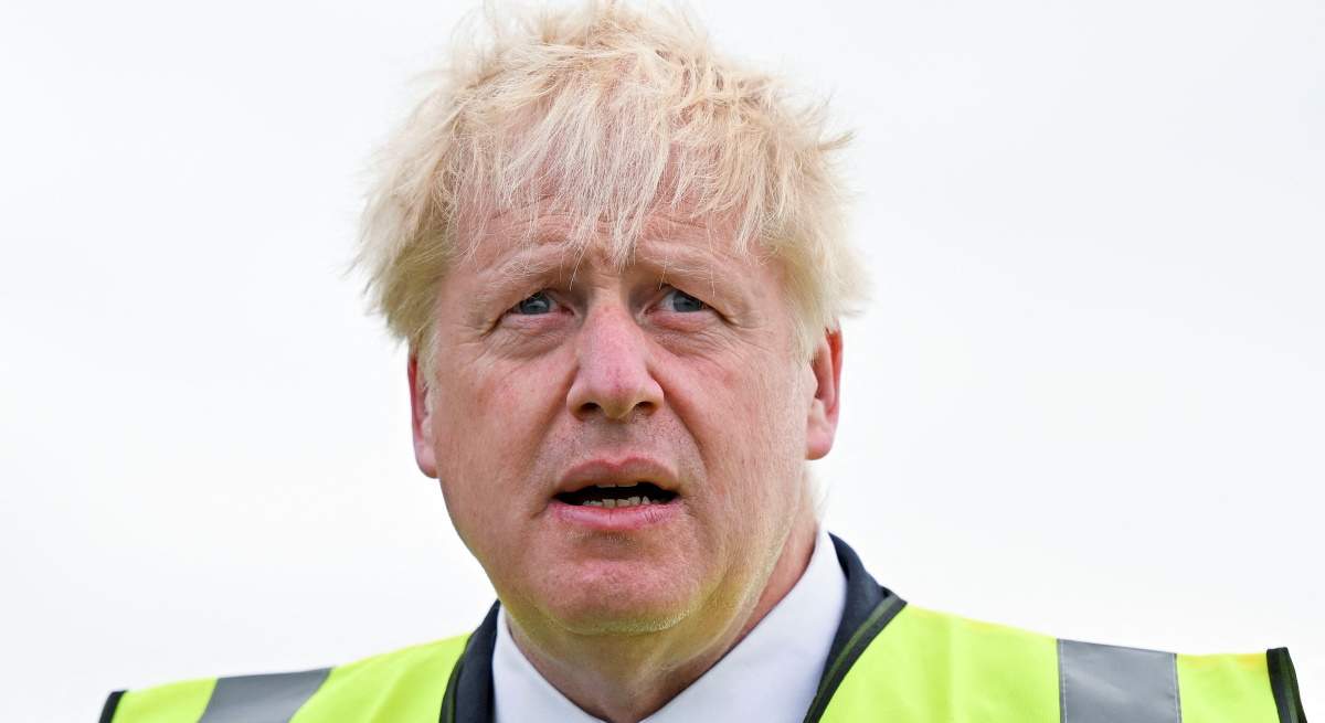 johnson-chaleco-reflectante-13-junio-reuters-1200x655.jpg