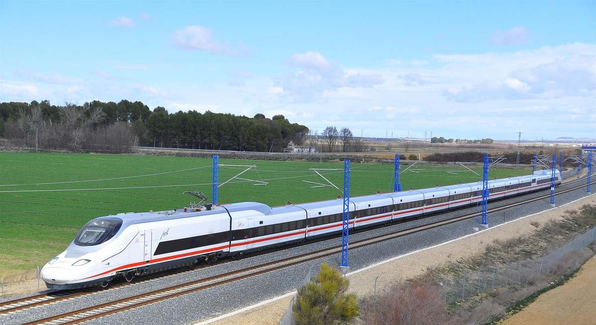 Modelos de trenes Avril que llegarán a Galicia
