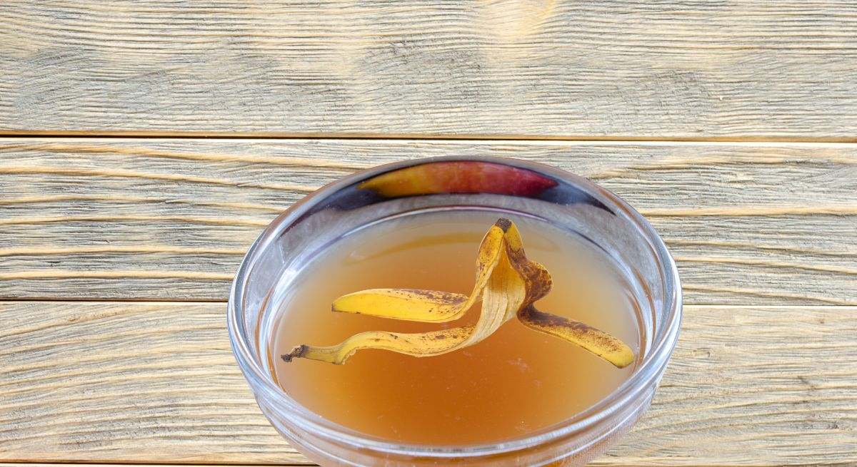 Cáscara de plátano con vinagre