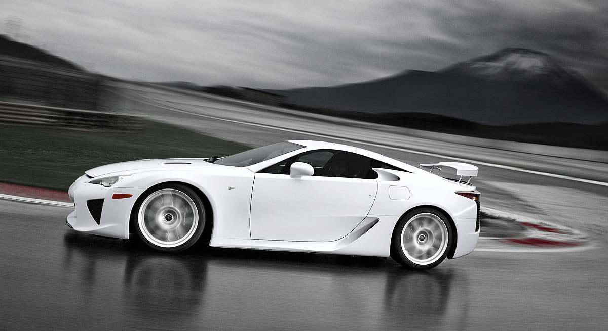 LEXUS-LFA_01.jpg