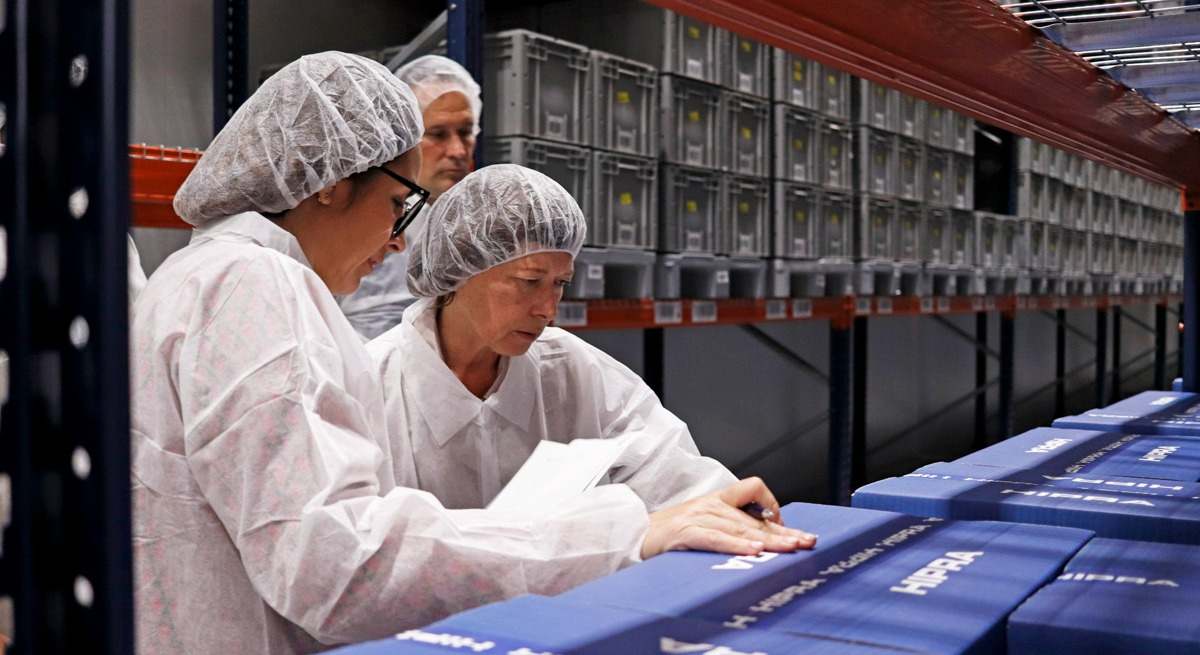 Trabajadores de Hipra. EE