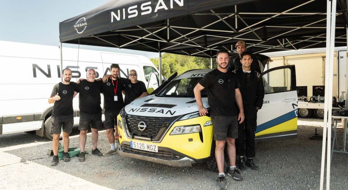 Equipo de ingenieros de Nissan en Baja Aragon 2024