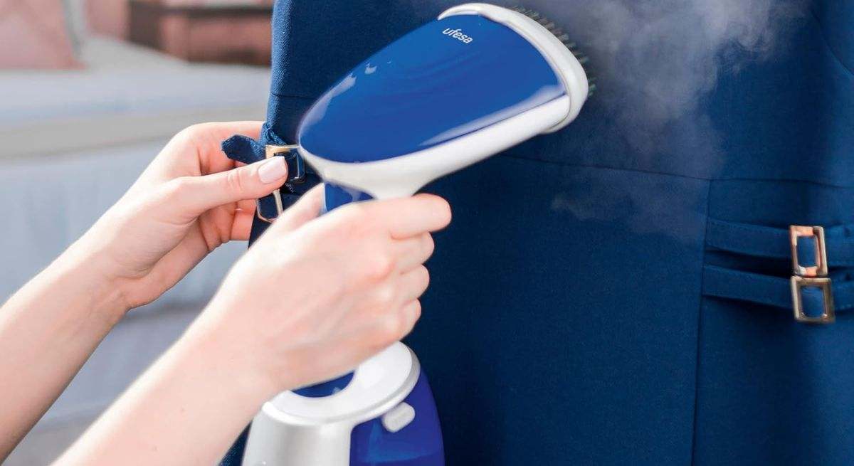 Plancha vertical de vapor Ufesa Steam Style Compact