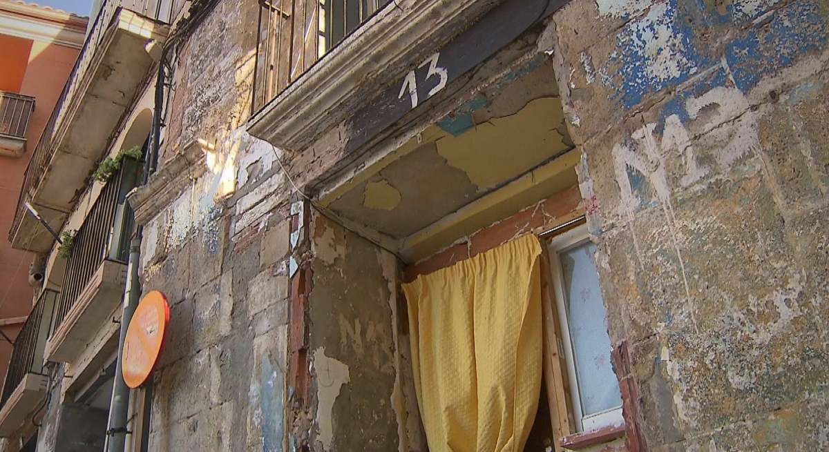 Un inmueble en malas condiciones / EP