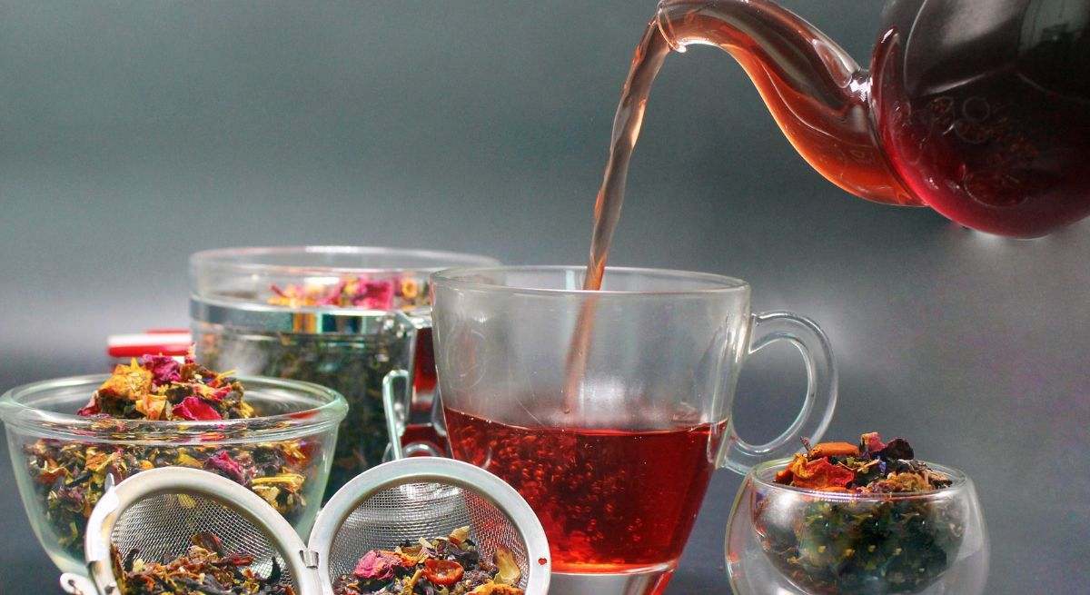 Infusión de hojas variadas