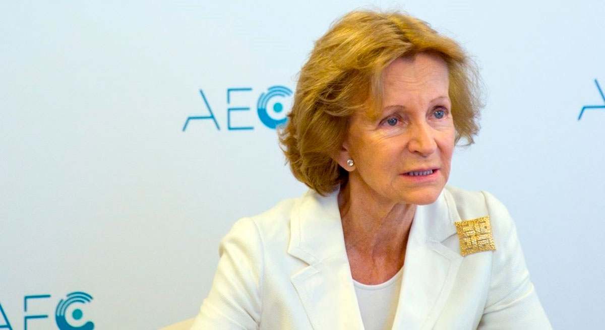 EuropaPress_2247476_elena_salgado_presidenta_asociacion_espanola_consultoriaw.jpg