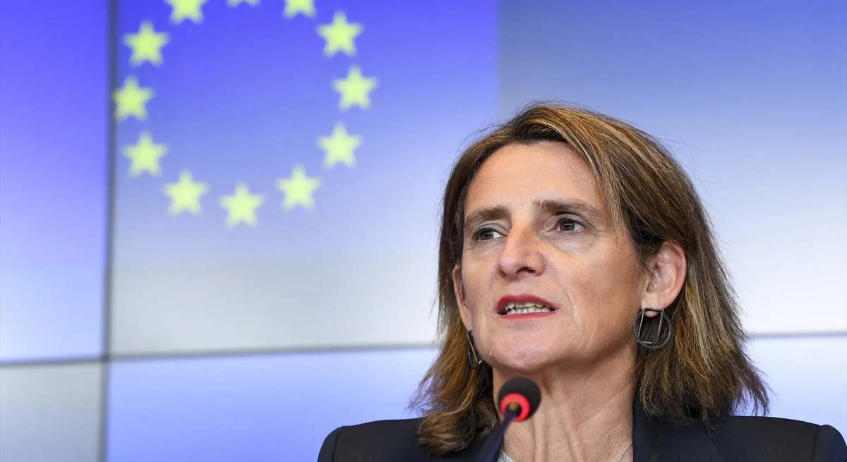 teresa-ribera-reunion-consejo-tr.jpg