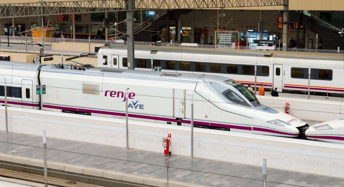 tren-ave-renfe-dreamstime.jpg
