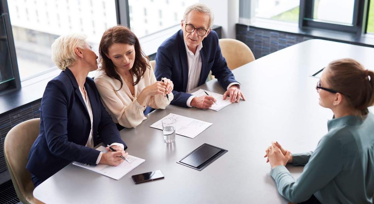 entrevista-trabajador-alamy.jpg