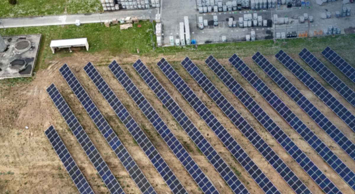 Planta fotovoltaica realizada por EDP para Bakelite