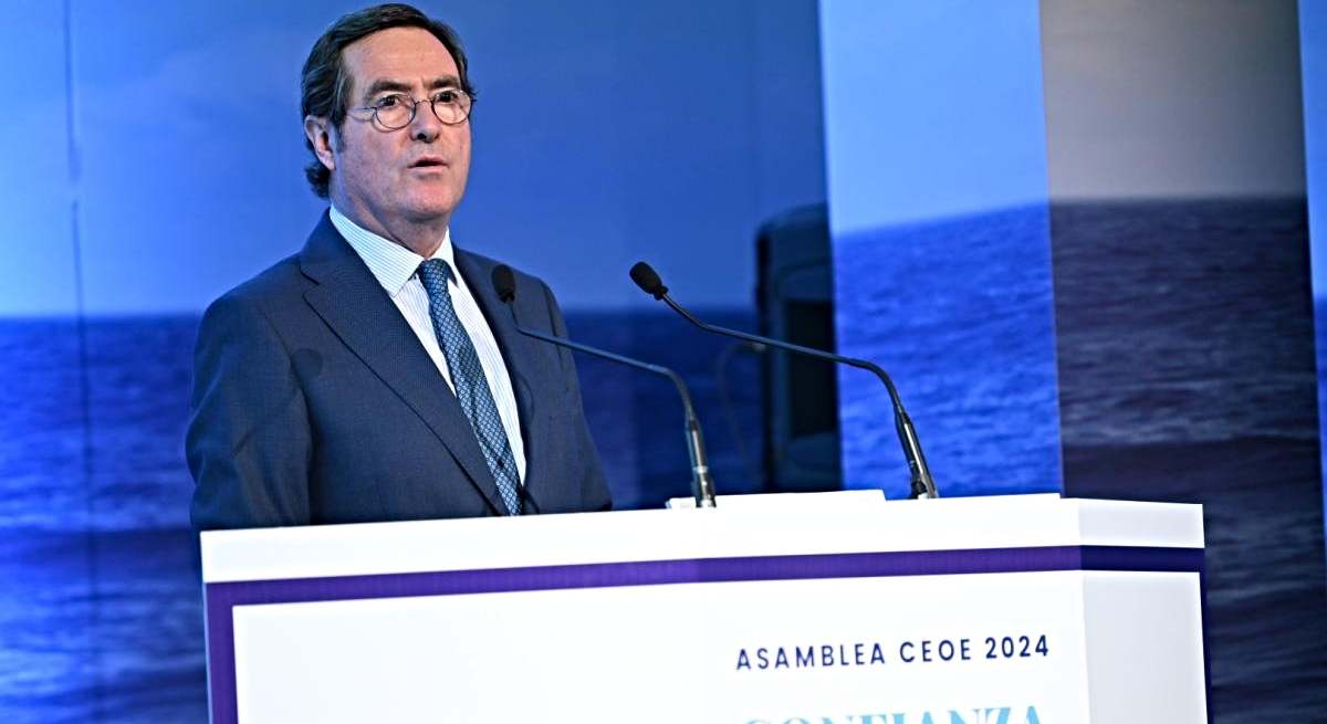El presidente de CEOE, Antonio Garamendi, en la asamblea de 2024