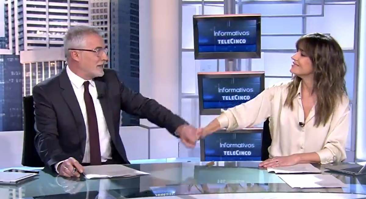 David Cantero e Isabel Jiménez en Informativos Telecinco