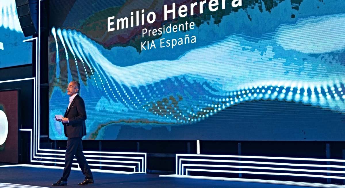 Emilio Herrera, presidente y consejero delegado de Kia Iberia, durante una presentación / EP
