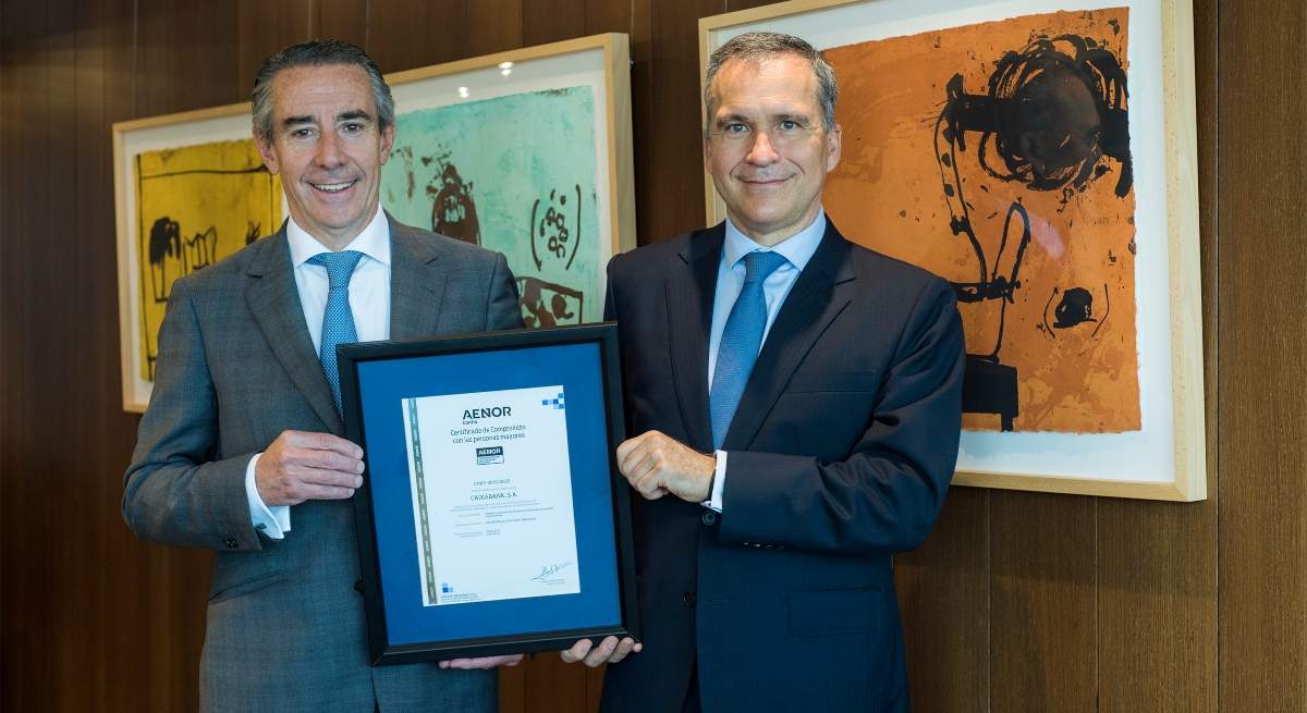 AENOR_PersonasMayores_CaixaBank-1.jpg