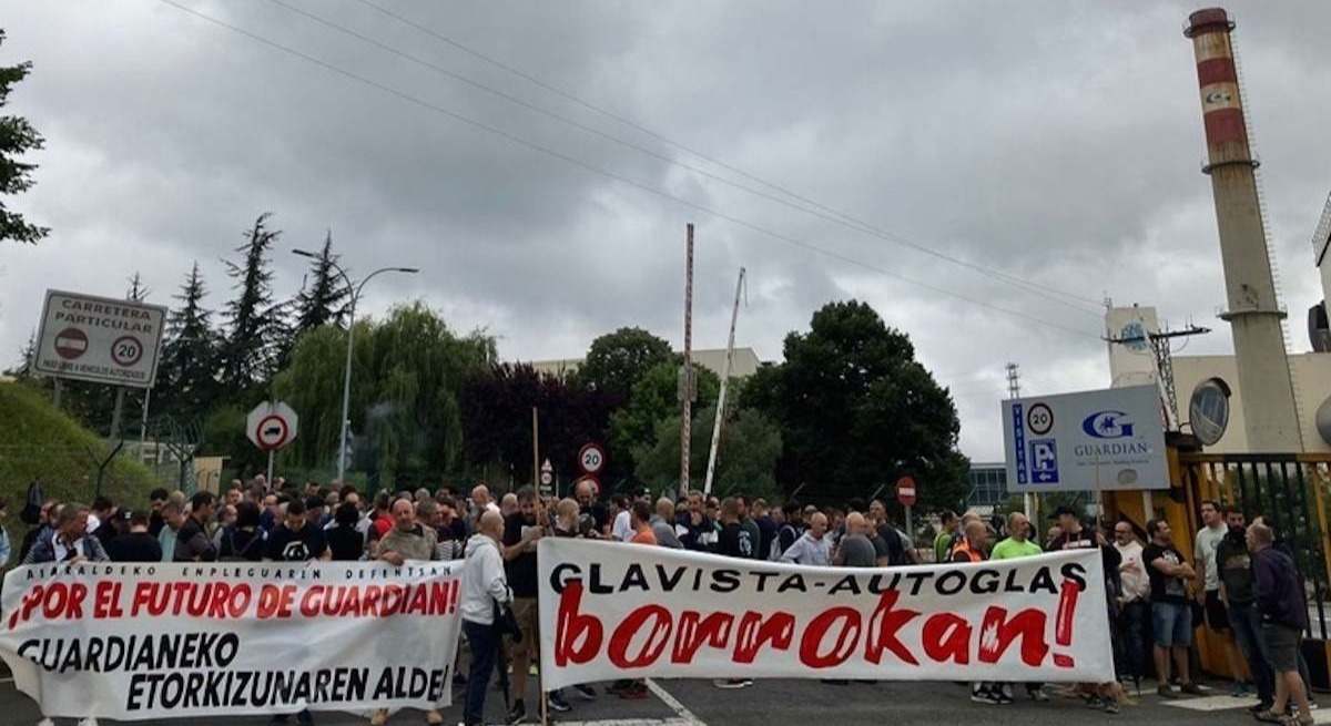 Protesta de trabajadores de Glavista-Autoglas.